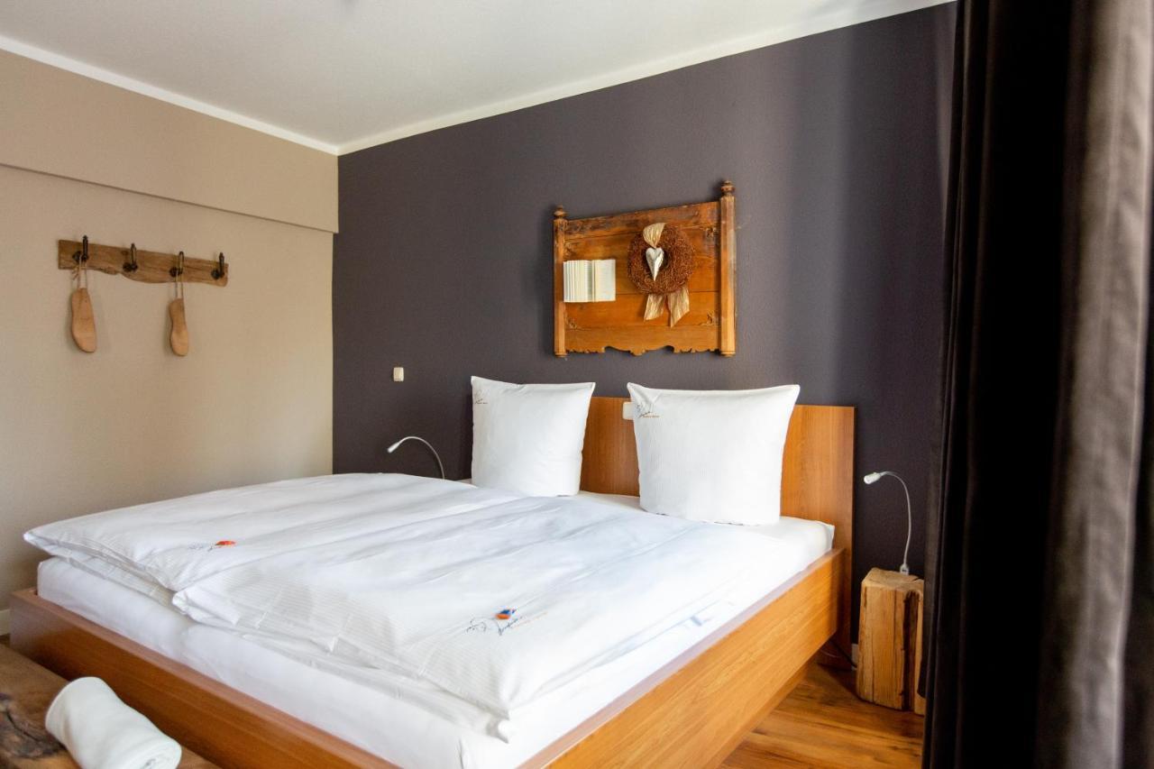 Hotel Inselhof Malchow  Esterno foto
